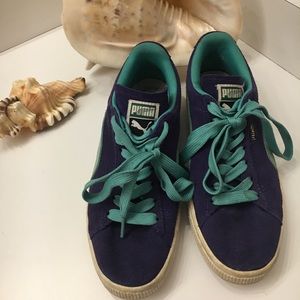 🍑Puma Blue and Turquoise Suede Sneakers
